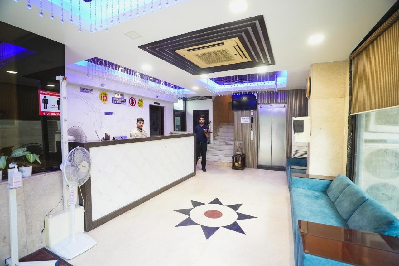 Hotel B Continental Delhi Zewnętrze zdjęcie
